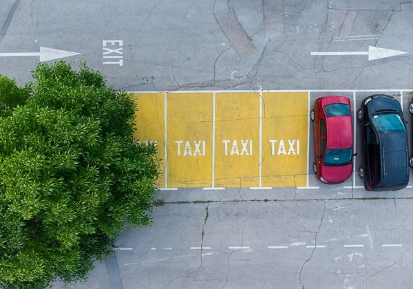Comment réserver un taxi à Bordeaux ?
